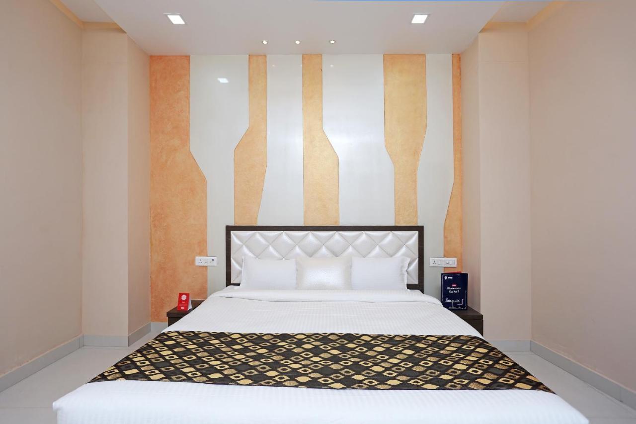Oyo 10360 Hotel Grand Manoranjan Gorakhpur Exterior foto